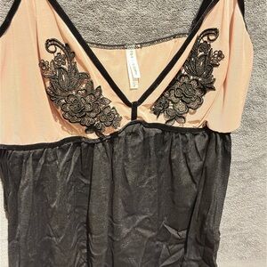 Torrid Curve Lingerie 
Torrid size 4